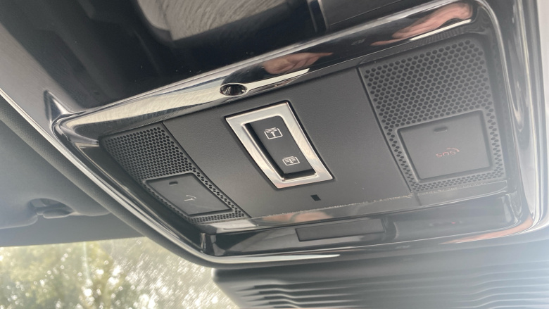 Land Rover Range Rover Velar 2.0 D200 MHEV Dynamic SE 5dr Auto Diesel Estate